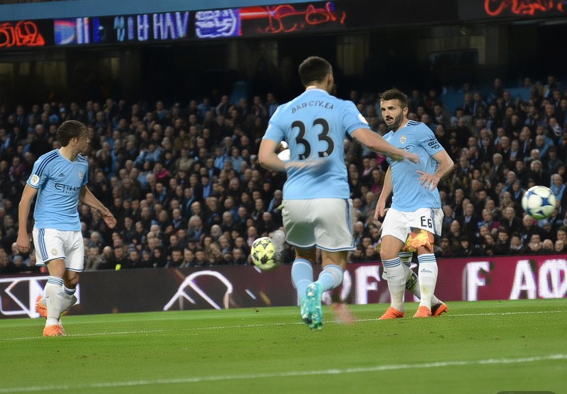 皇马罗德里戈闪击哈兰德点射救主 曼城伊蒂哈德球场逆转领先